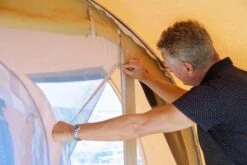 Karsten Tunneltent Opera 2400 - Beige -Buitentent Luifel 59130 002