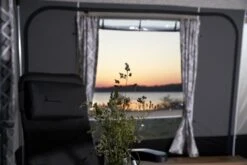 Isabella Ambassador 250 Zinox -Buitentent Luifel Ambassador Dawn Binnenkant