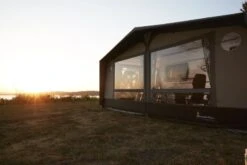 Isabella Ambassador 250 Carbon 10 Isabella Ambassador 250 Carbon -Buitentent Luifel Ambassador Dawn voorkant dichtbij 1