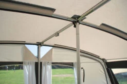 Reda Lazise Room 120 9 Reda Lazise Room 120 -Buitentent Luifel IMG 7643 bew scaled