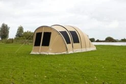 Karsten Lacerta Uitbreidingsset - Beige 11 Karsten Lacerta Uitbreidingsset - Beige -Buitentent Luifel karsten lacerta afsluitwand sfeer 2