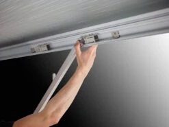 Thule 5200 Cassetteluifel Aluminium -Buitentent Luifel thule 5200 12v alu 9 1